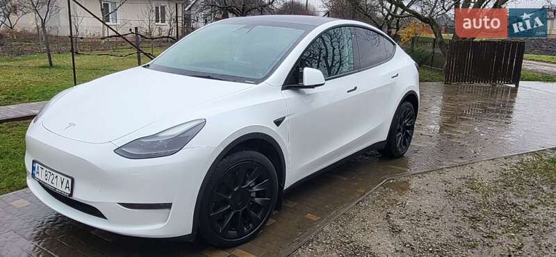 Позашляховик / Кросовер Tesla Model Y 2023 в Івано-Франківську фото 2 Позашляховик / Кросовер Tesla Model Y 2023 в Івано-Франківську