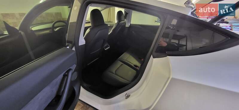 Позашляховик / Кросовер Tesla Model Y 2023 в Івано-Франківську фото 17 Позашляховик / Кросовер Tesla Model Y 2023 в Івано-Франківську