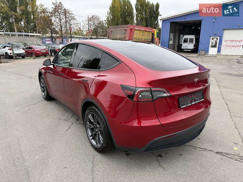 Внедорожник / Кроссовер Tesla Model Y 2024 в Киеве фото 12 Внедорожник / Кроссовер Tesla Model Y 2024 в Киеве