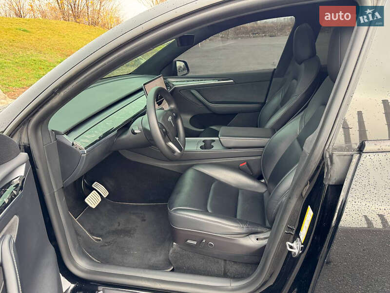 Позашляховик / Кросовер Tesla Model Y 2022 в Дніпрі