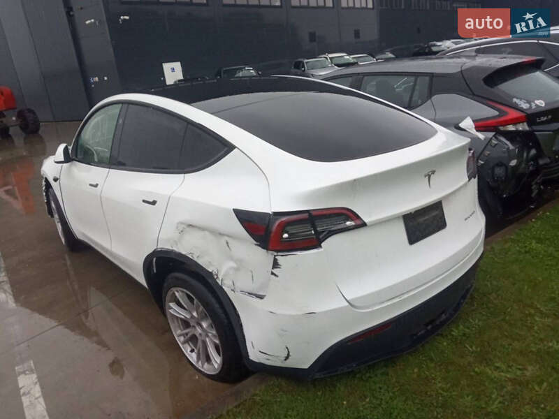Позашляховик / Кросовер Tesla Model Y 2024 в Харкові фото 3 Позашляховик / Кросовер Tesla Model Y 2024 в Харкові