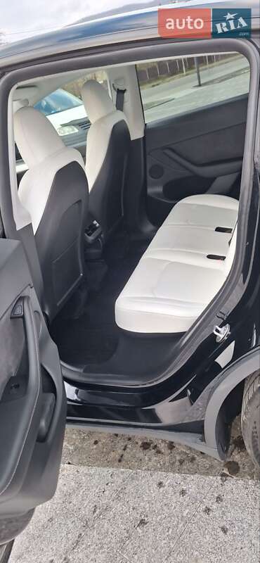 Внедорожник / Кроссовер Tesla Model Y 2023 в Хусте