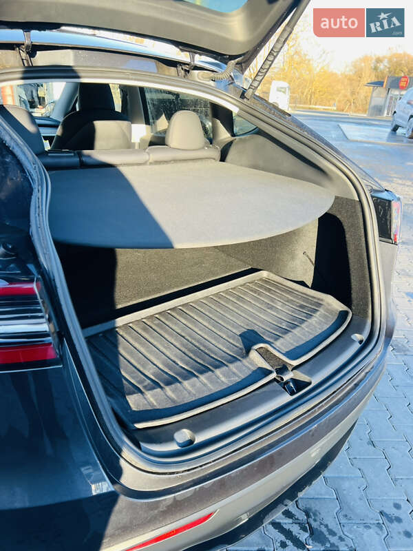 Внедорожник / Кроссовер Tesla Model Y 2024 в Черновцах фото 10 Внедорожник / Кроссовер Tesla Model Y 2024 в Черновцах