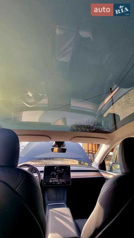Внедорожник / Кроссовер Tesla Model Y 2024 в Гайвороне фото 9 Внедорожник / Кроссовер Tesla Model Y 2024 в Гайвороне