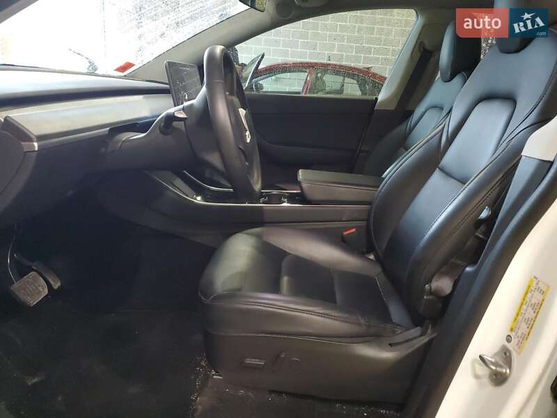 Внедорожник / Кроссовер Tesla Model Y 2020 в Запорожье