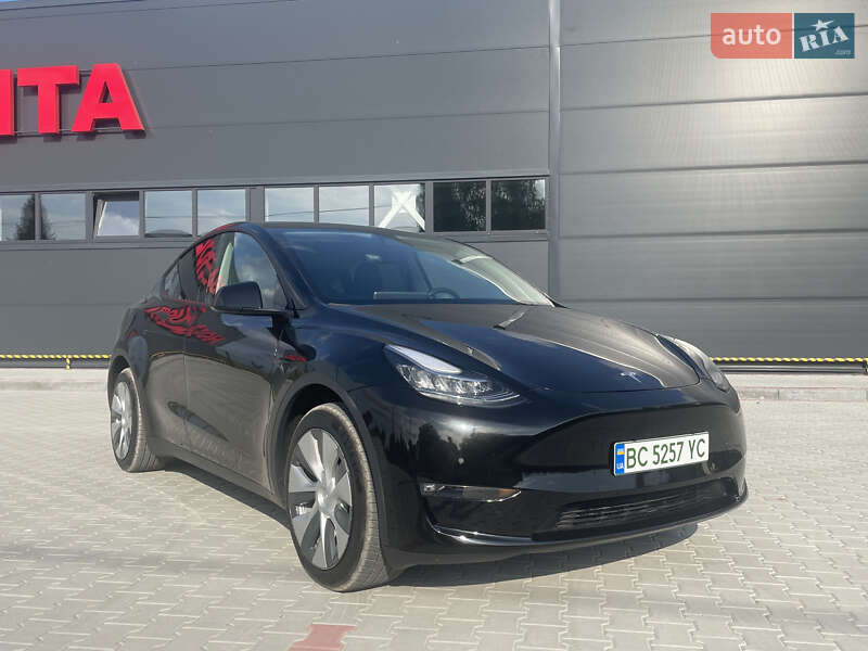 Позашляховик / Кросовер Tesla Model Y 2021 в Золочеві