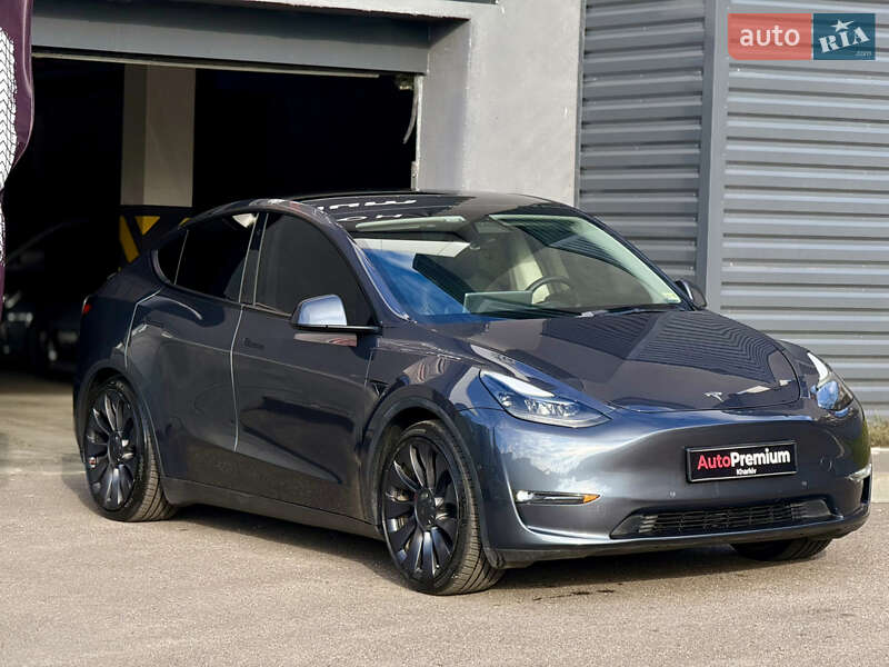 Внедорожник / Кроссовер Tesla Model Y 2022 в Харькове