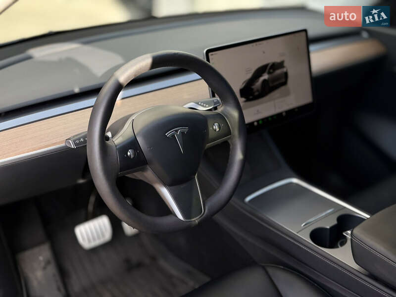 Внедорожник / Кроссовер Tesla Model Y 2022 в Харькове