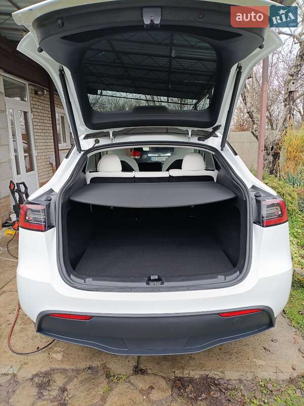Внедорожник / Кроссовер Tesla Model Y 2022 в Мерефа фото 13 Внедорожник / Кроссовер Tesla Model Y 2022 в Мерефа