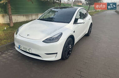 Позашляховик / Кросовер Tesla Model Y 2022 в Львові