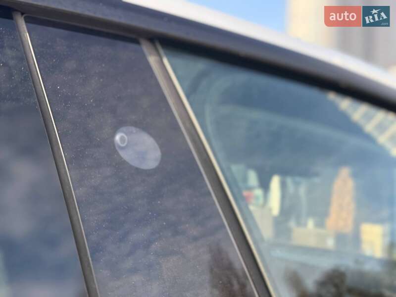 Позашляховик / Кросовер Tesla Model Y 2023 в Києві