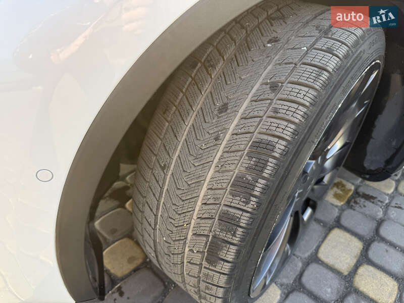 Позашляховик / Кросовер Tesla Model Y 2022 в Вінниці фото 28 Позашляховик / Кросовер Tesla Model Y 2022 в Вінниці