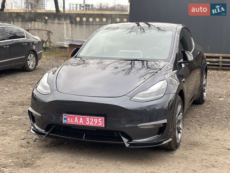 Внедорожник / Кроссовер Tesla Model Y 2024 в Киеве фото 4 Внедорожник / Кроссовер Tesla Model Y 2024 в Киеве