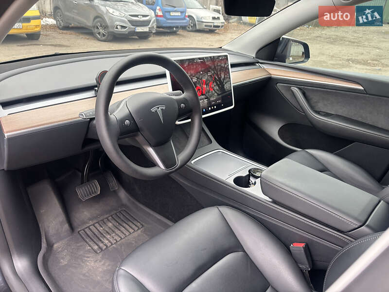 Внедорожник / Кроссовер Tesla Model Y 2024 в Киеве фото 14 Внедорожник / Кроссовер Tesla Model Y 2024 в Киеве