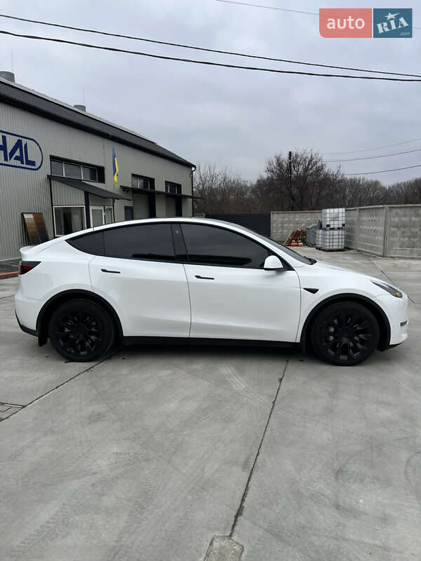 Позашляховик / Кросовер Tesla Model Y 2021 в Білій Церкві фото 8 Позашляховик / Кросовер Tesla Model Y 2021 в Білій Церкві