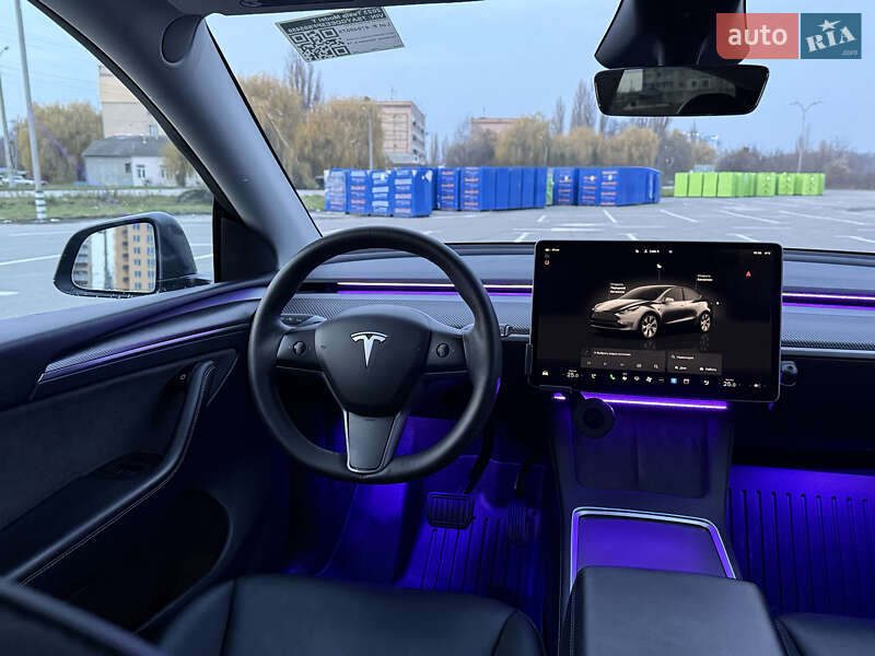 Внедорожник / Кроссовер Tesla Model Y 2023 в Каменец-Подольском