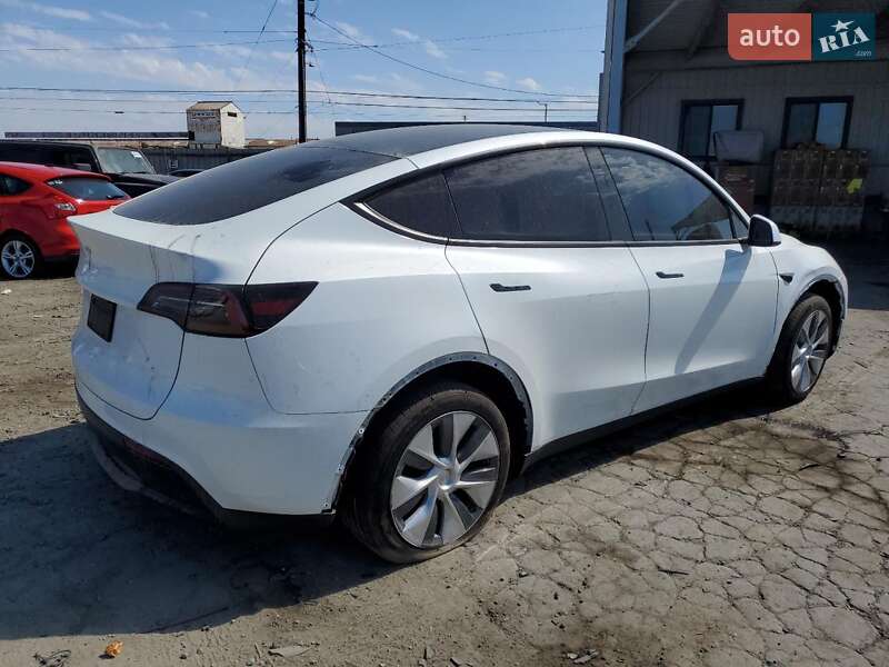 Позашляховик / Кросовер Tesla Model Y 2023 в Івано-Франківську фото 2 Позашляховик / Кросовер Tesla Model Y 2023 в Івано-Франківську