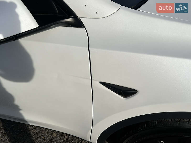 Позашляховик / Кросовер Tesla Model Y 2022 в Самборі