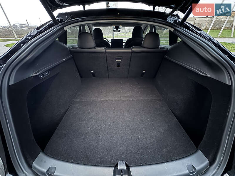 Позашляховик / Кросовер Tesla Model Y 2023 в Києві