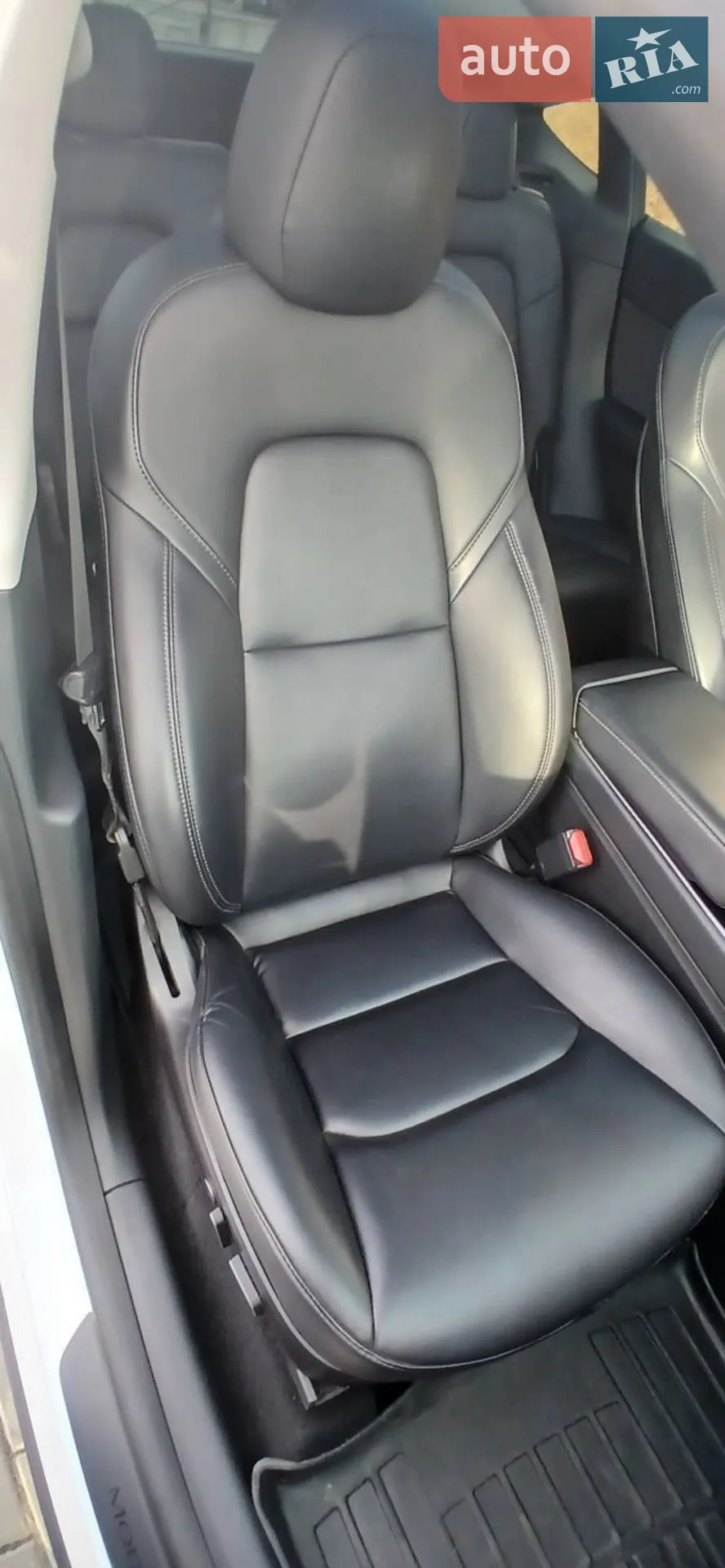 2020 Tesla Model Y - мініатюра 29