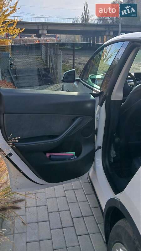 Внедорожник / Кроссовер Tesla Model Y 2020 в Хмельницком фото 31 Внедорожник / Кроссовер Tesla Model Y 2020 в Хмельницком