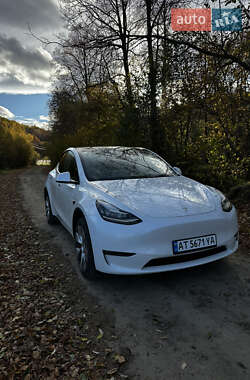 Внедорожник / Кроссовер Tesla Model Y 2022 в Богородчанах