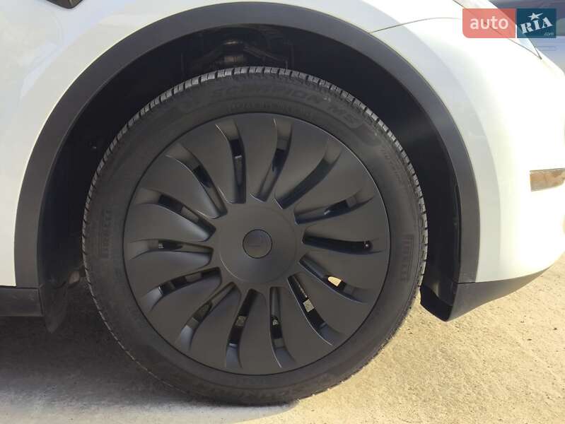 Внедорожник / Кроссовер Tesla Model Y 2024 в Киеве фото 11 Внедорожник / Кроссовер Tesla Model Y 2024 в Киеве