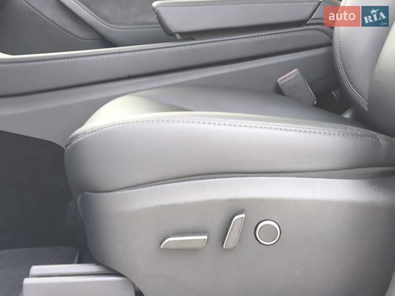 Внедорожник / Кроссовер Tesla Model Y 2024 в Киеве фото 19 Внедорожник / Кроссовер Tesla Model Y 2024 в Киеве