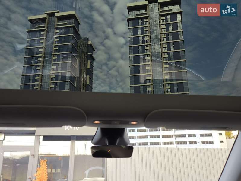 Внедорожник / Кроссовер Tesla Model Y 2024 в Киеве фото 32 Внедорожник / Кроссовер Tesla Model Y 2024 в Киеве