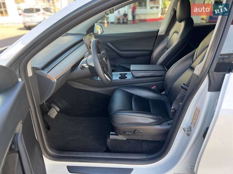 Позашляховик / Кросовер Tesla Model Y 2022 в Одесі