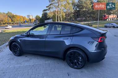 Позашляховик / Кросовер Tesla Model Y 2022 в Львові