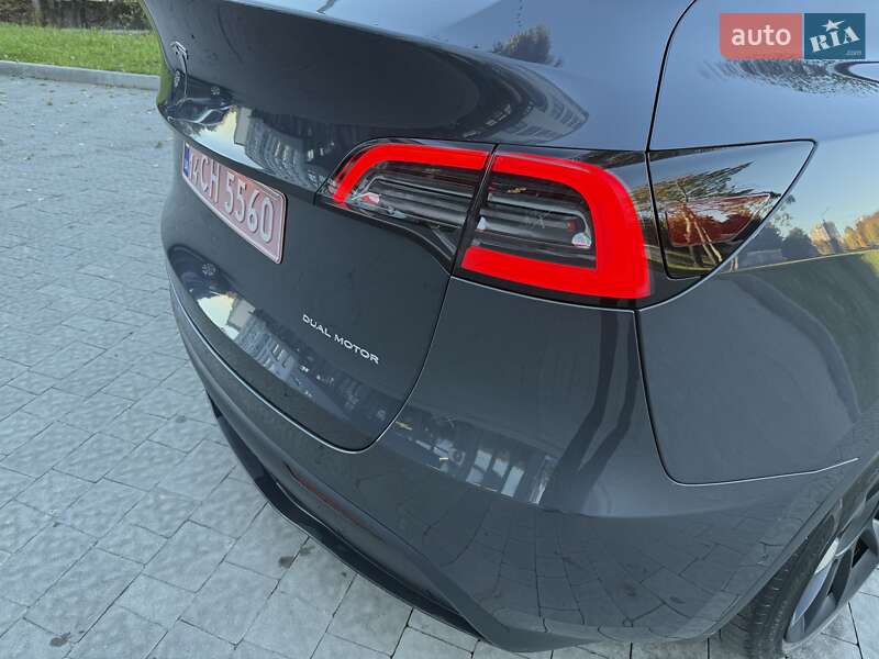 Внедорожник / Кроссовер Tesla Model Y 2022 в Львове