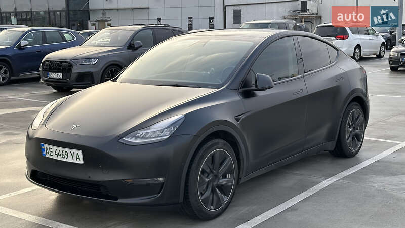 Позашляховик / Кросовер Tesla Model Y 2021 в Львові