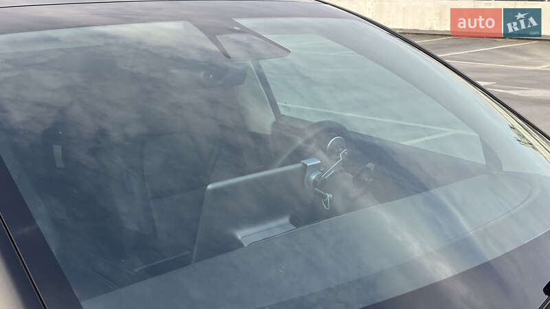 Позашляховик / Кросовер Tesla Model Y 2021 в Львові