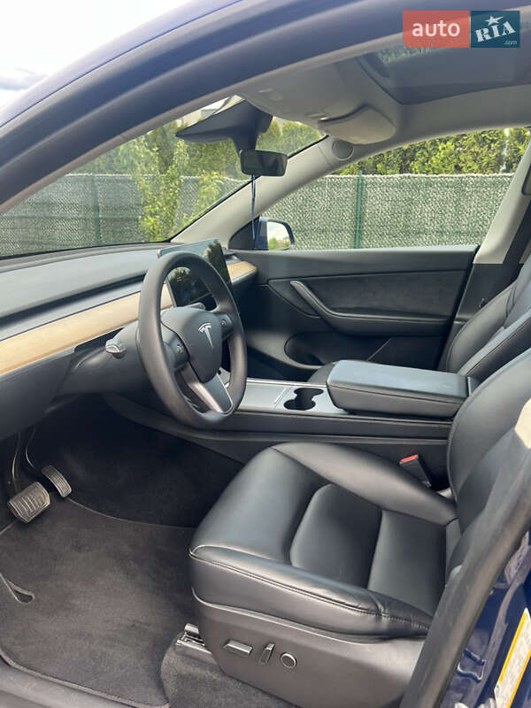 Внедорожник / Кроссовер Tesla Model Y 2022 в Ужгороде фото 15 Внедорожник / Кроссовер Tesla Model Y 2022 в Ужгороде