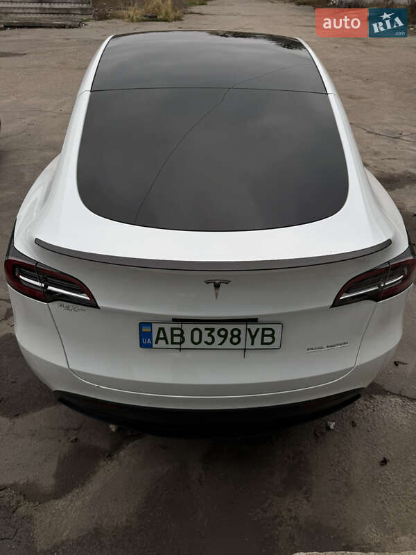 Позашляховик / Кросовер Tesla Model Y 2021 в Вінниці