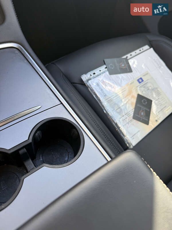 Внедорожник / Кроссовер Tesla Model Y 2025 в Ковеле