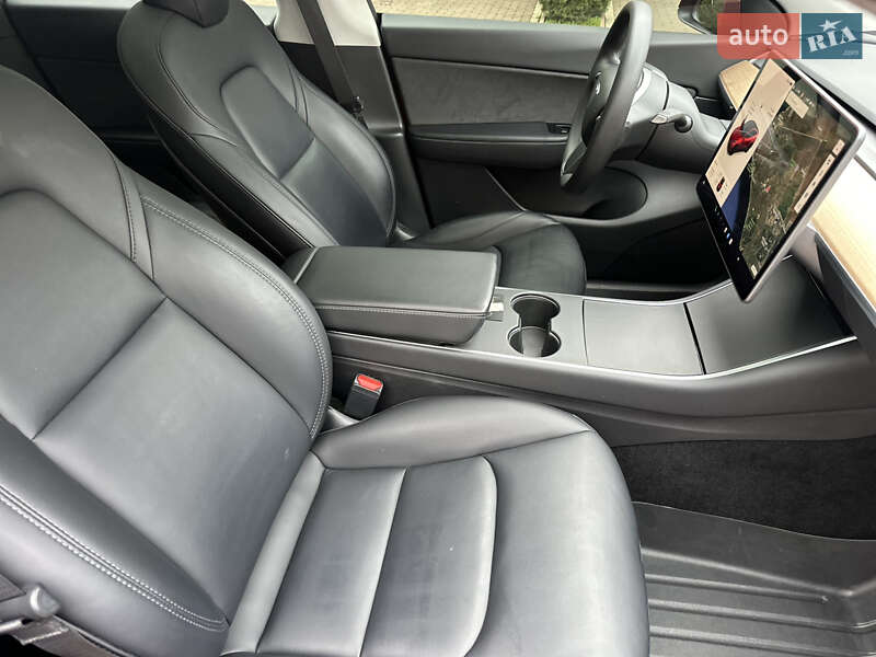 Внедорожник / Кроссовер Tesla Model Y 2020 в Одессе