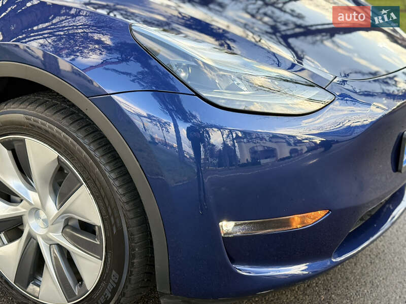 Внедорожник / Кроссовер Tesla Model Y 2023 в Харькове