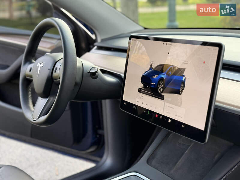 Внедорожник / Кроссовер Tesla Model Y 2023 в Харькове