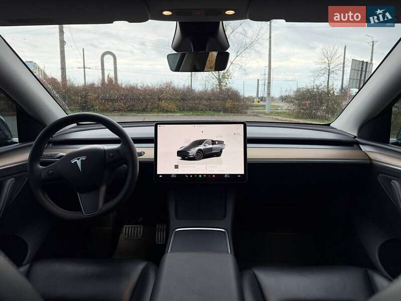 Внедорожник / Кроссовер Tesla Model Y 2023 в Кривом Роге