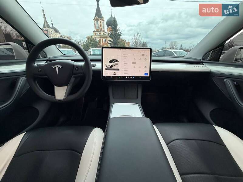 Внедорожник / Кроссовер Tesla Model Y 2023 в Харькове