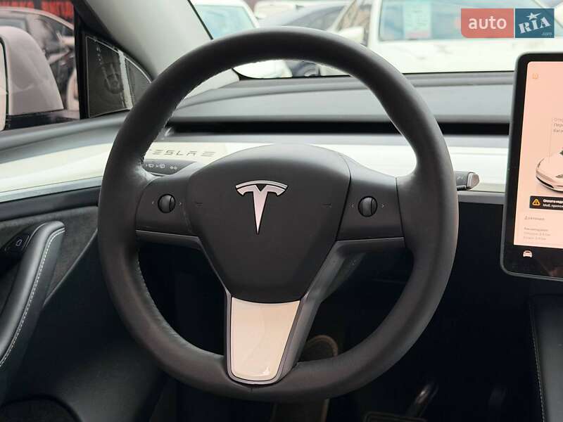 Внедорожник / Кроссовер Tesla Model Y 2023 в Харькове