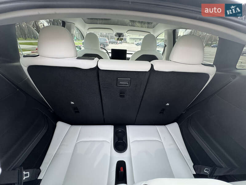 Внедорожник / Кроссовер Tesla Model Y 2024 в Харькове фото 16 Внедорожник / Кроссовер Tesla Model Y 2024 в Харькове
