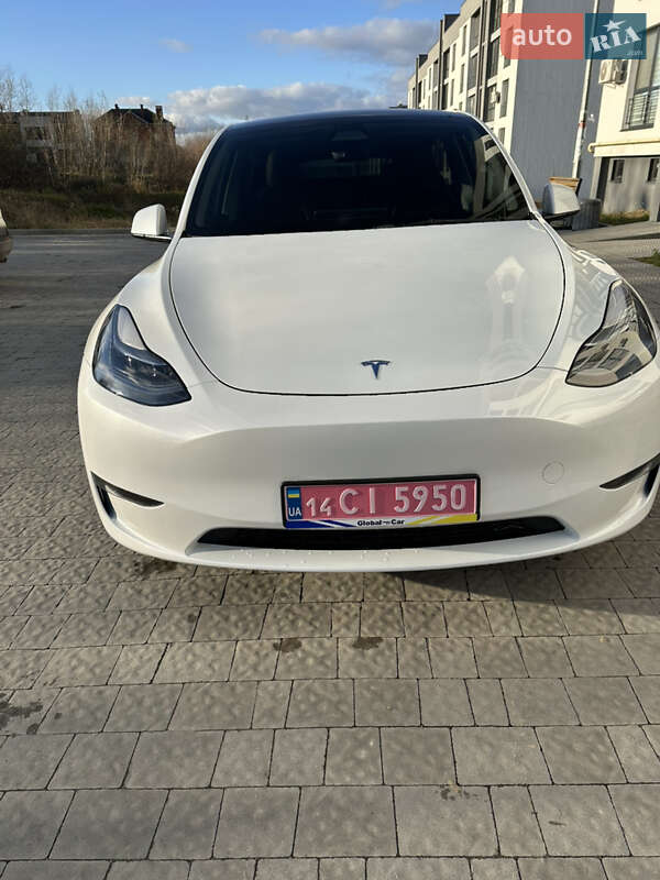 Позашляховик / Кросовер Tesla Model Y 2023 в Львові фото 14 Позашляховик / Кросовер Tesla Model Y 2023 в Львові
