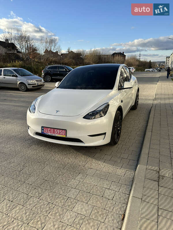 Позашляховик / Кросовер Tesla Model Y 2023 в Львові фото 19 Позашляховик / Кросовер Tesla Model Y 2023 в Львові