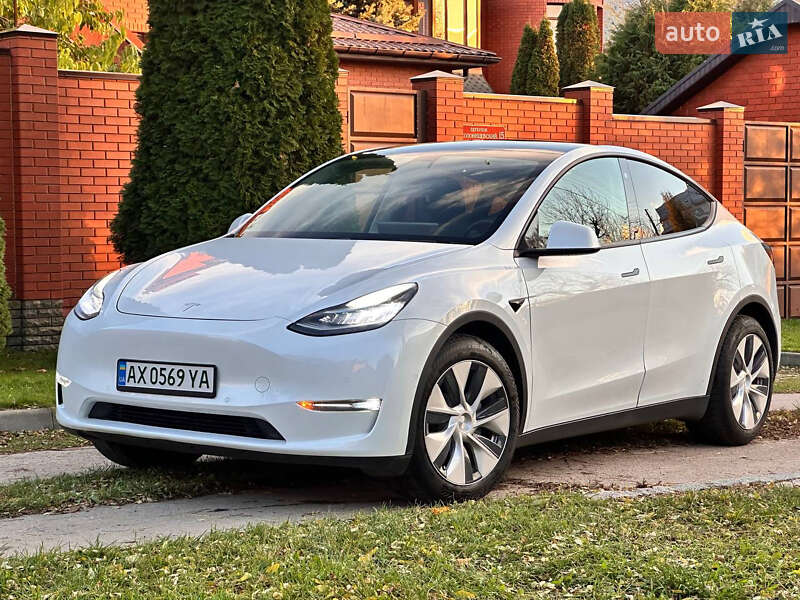 Позашляховик / Кросовер Tesla Model Y 2020 в Києві