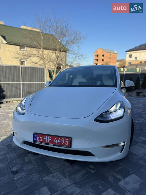 Внедорожник / Кроссовер Tesla Model Y 2021 в Тернополе