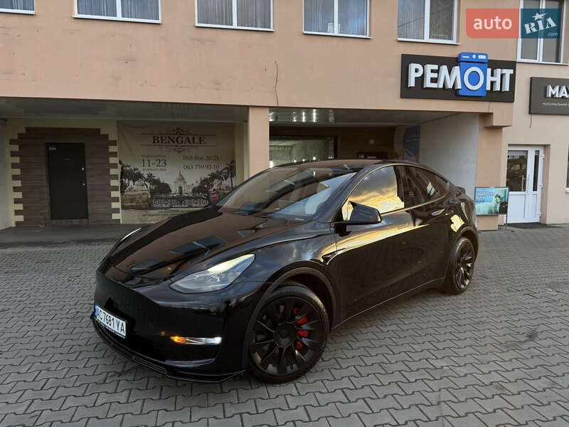 Внедорожник / Кроссовер Tesla Model Y 2020 в Луцке
