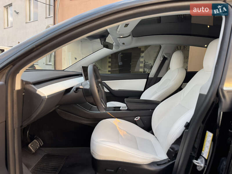 Внедорожник / Кроссовер Tesla Model Y 2020 в Луцке